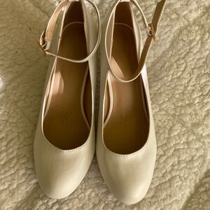 Dream Pairs White 2” heel with Ankle Strap